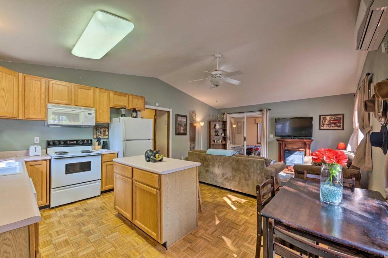 Show Low Home With Deck And Fire Pit, Near Trails Εξωτερικό φωτογραφία